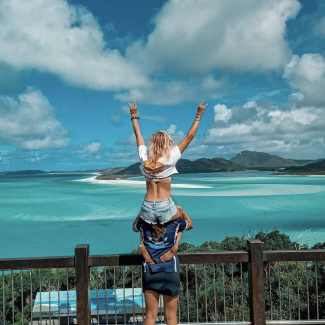 Hill Inlet Lookout with Trueblue sailing. Photo credit @truebluesailing on Instagram